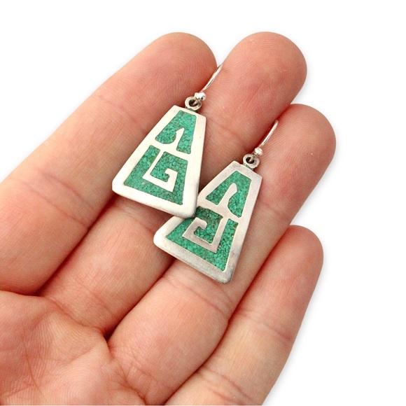Vintage Mexican Crushed Turquoise Inlay Dangle Earrings Geometric Alpaca Silver - Picture 4 of 4